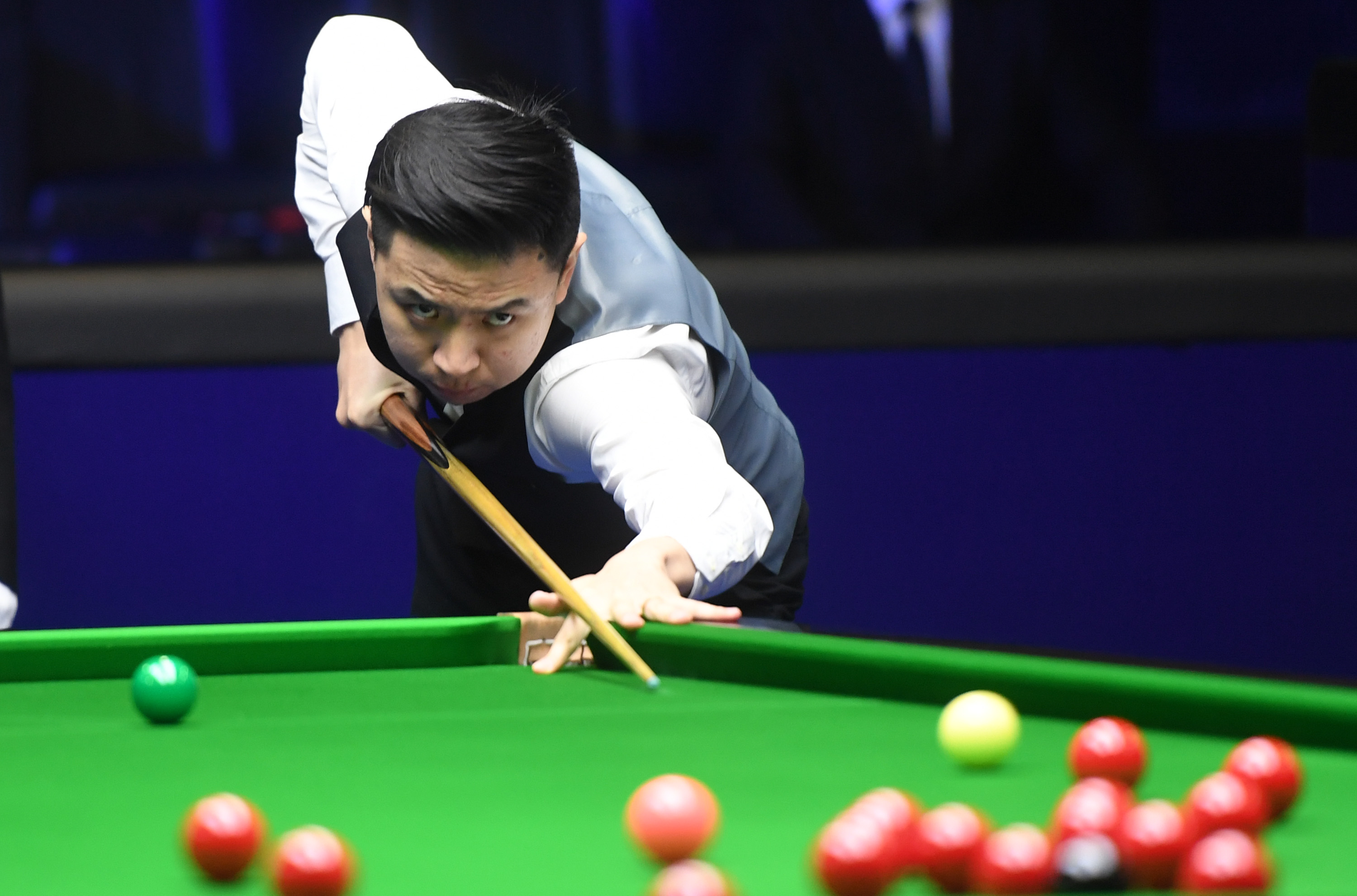 育竞技中的 育竞技中的