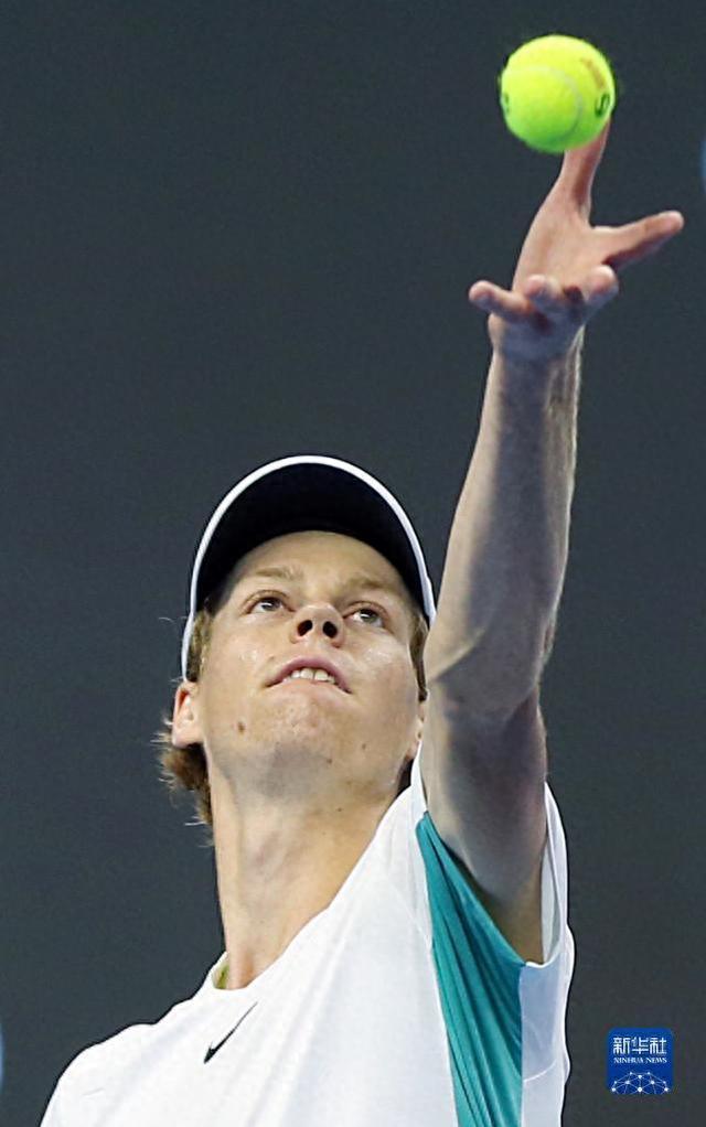 起猛烈反扑 起猛烈反扑