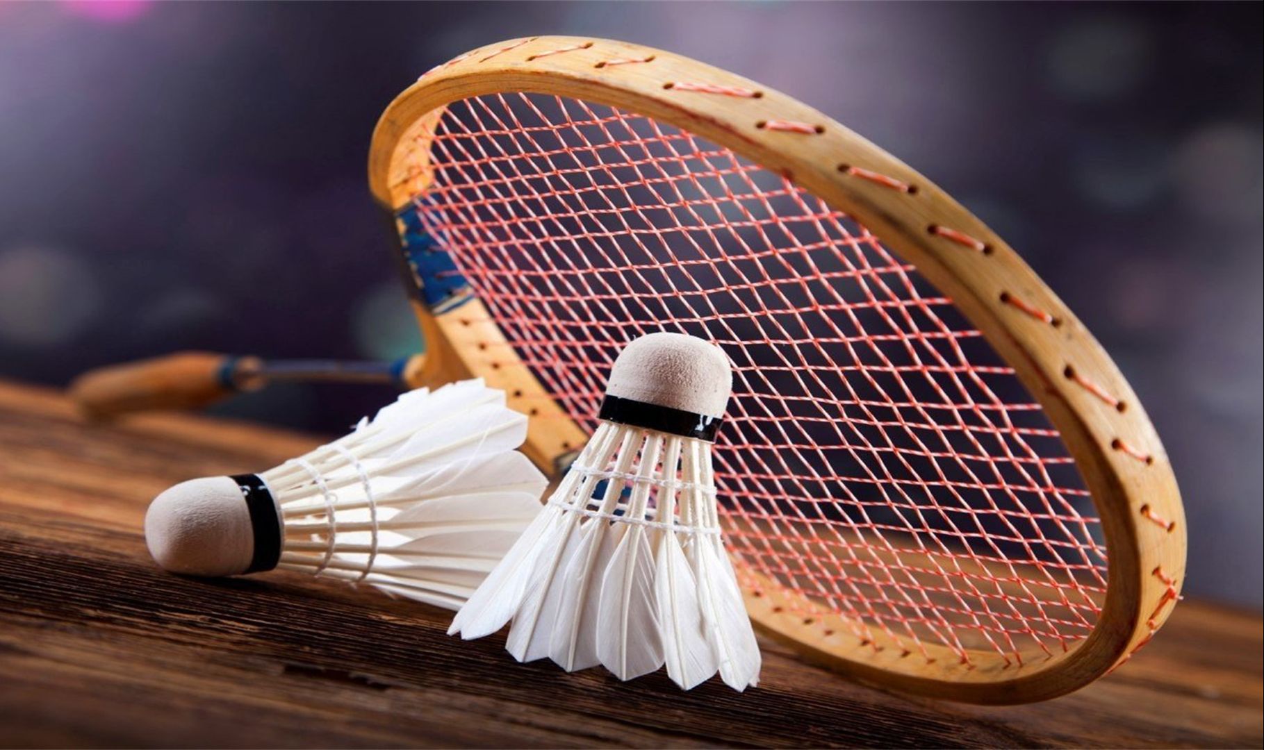 秀的青年足 秀的青年足