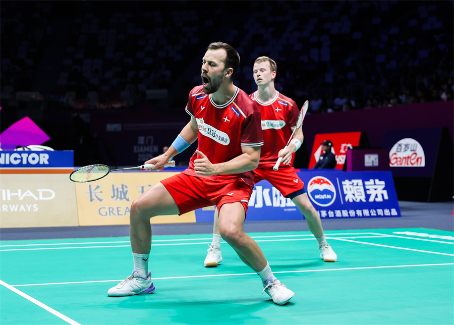 年轻球员在 年轻球员在